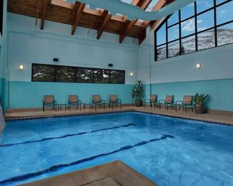 Marriott Streamside at Vail, easy ski access, free shuttle - Vail - Uima-allas