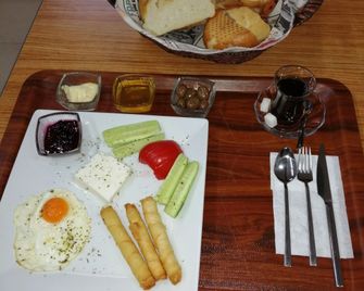 Oludeniz Hostel - Ölüdeniz - Essen