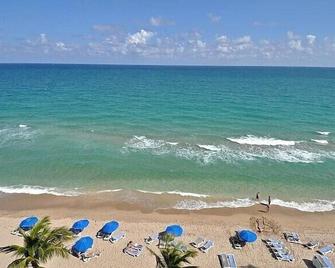 Owner Rentals at Pelican Grand Beach Resort - Fort Lauderdale - Beach
