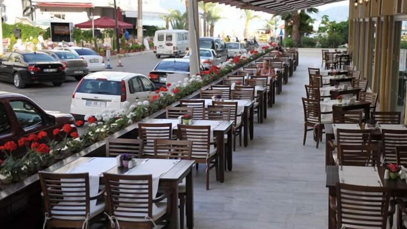 Mert Seaside Hotel