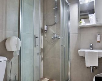 Garni House 46 Plus - Belgrado - Bagno