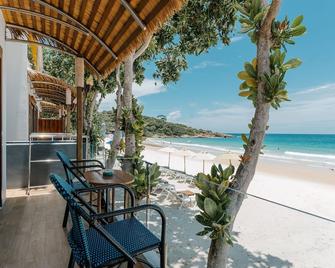 Diamond Beach Resort - Ko Samet - Balcony