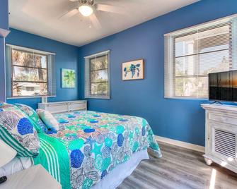 Sunny Escape - A Monthly Beach Rental - Clearwater Beach - Quarto
