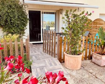 Mas Saint-Ange - Lunel - Patio