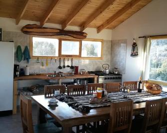 Hostel Andino - Villa Pehuenia - Cocina