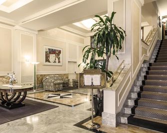 Doria Grand Hotel - Milán - Lobby