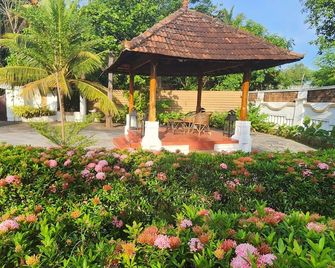 Tharavadu Heritage Home - Kumarakom - Näkymät ulkona