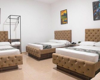 Hotel Central Plaza - Medellín