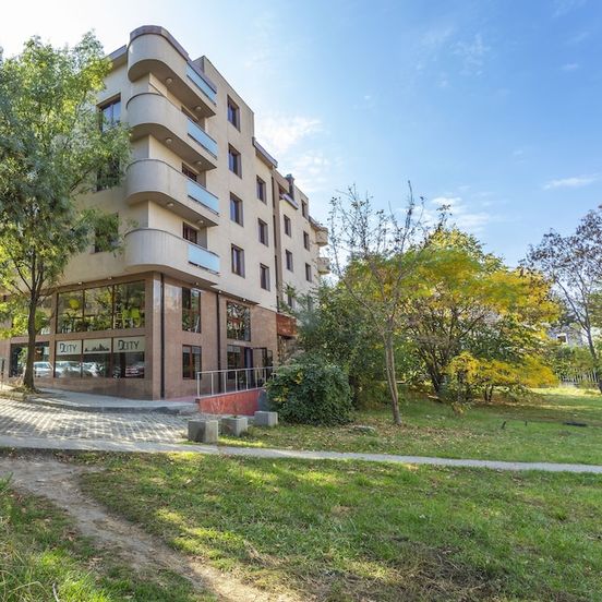 Cityhome Aparthotel image 1
