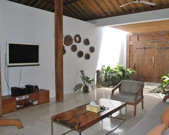 Villa Daya - North Kuta - Living room