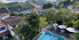 Grande Hotel de Ouro Preto - אורו פרטו - בריכה