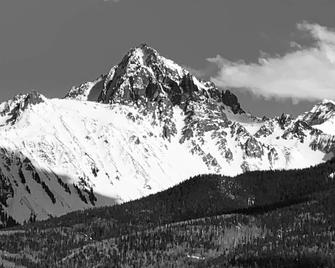 Your cozy basecamp for Ouray, Telluride & San Juans! - Ridgway - Property amenity