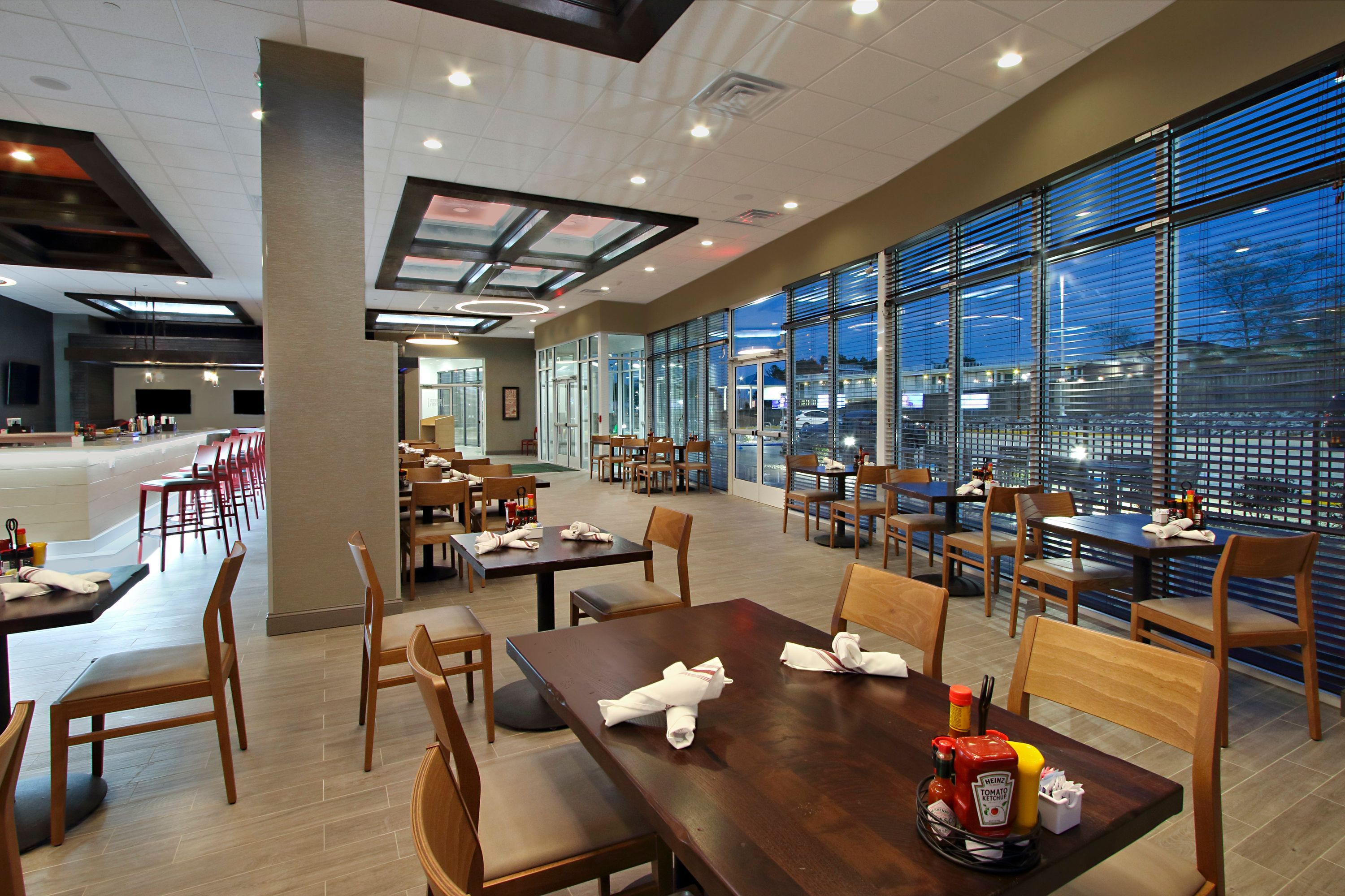 Holiday Inn Hattiesburg - North By IHG - האטיסברג - מסעדה