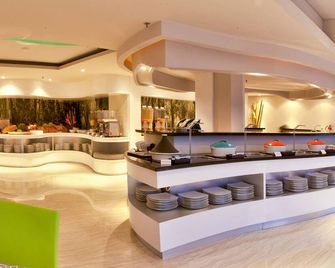 Eden Hotel Kuta Bali - Kuta - Buffet