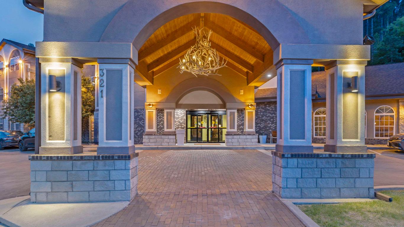 Comfort Inn & Suites Mt. Rushmore