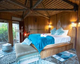 Ora Retreat - Queenstown - Bedroom