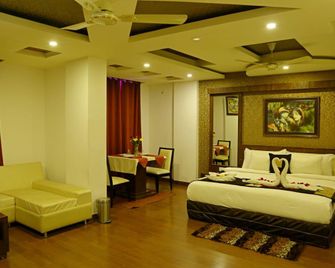 Hotel Madhuban - Haridwar - Bedroom