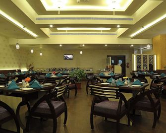 스카이랄 티루파티 - 티루파티 - 레스토랑