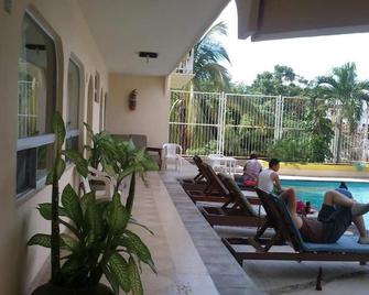 Hotel Kootznoowoo - Puerto Escondido - Balcón