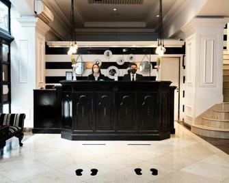 Unique Executive Central - Buenos Aires - Front desk