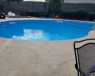 King Resort - Branson - Piscine