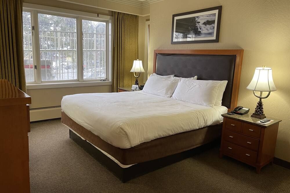 Experience Tahoe's Ski Scene at Holiday Inn Club Vacations Tahoe Ridge Resort - Stateline - Chambre