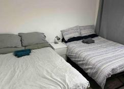 Wembley Home, 25mins to Central London - Wembley