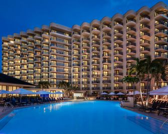 Hilton Marco Island Beach Resort and Spa - Marco Island - Edificio