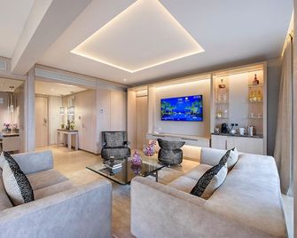 Four Seasons Hotel - Limassol