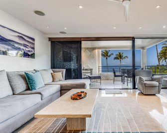 Polo Beach Club - Kīhei - Living room