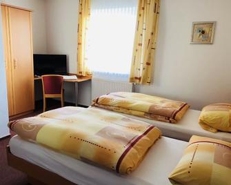 Gasthaus Felbermaier - Langenmosen - Bedroom