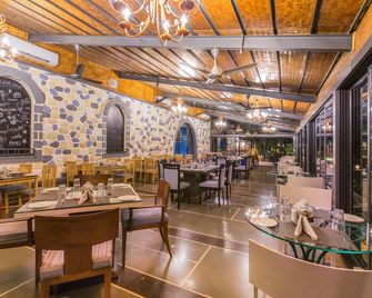 Residency Lake Resort and Spa - Lavasa - Restaurant