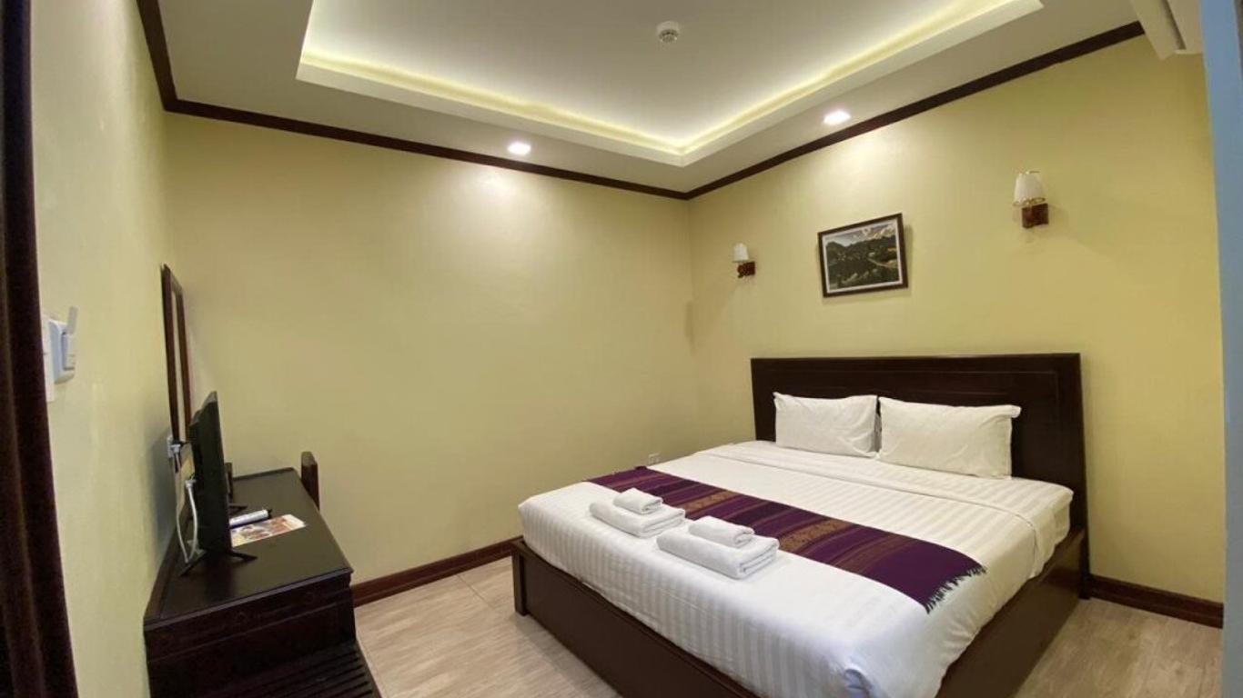 Pm Hotel