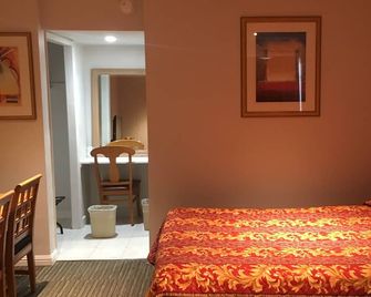 Century Inn - Inglewood - Schlafzimmer