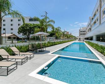 Cannes Club Residence a 200m da praia - Ingleses do Rio Vermelho - Florianopolis - Piscine