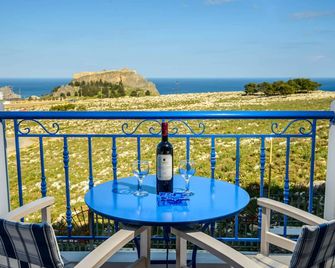 'Lindian Myth' Sea View Studios - Lindos - Balcon