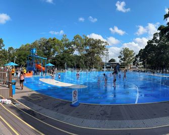 Vila Paus Dua - Beachfront Hervey Bay - Urangan