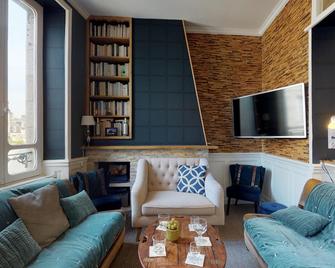 Villa Dei 15 people : spa, Baby-foot, 30 min sea - Villedieu-les-Poêles - Salónek