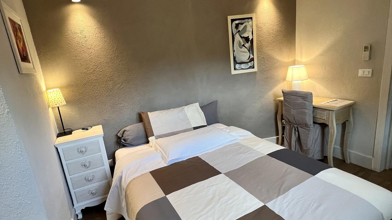 هوتل بيلا نابولي