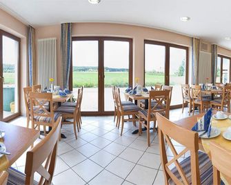 Annas Gästehaus - Hallerndorf - Ресторан