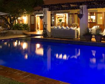 Opikopi Guest House - Pretoria - Pool