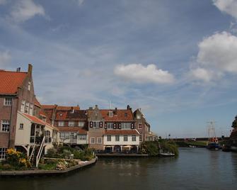 Magnificent Old School (650m2) In Historic Village Close To Amsterdam - Enkhuizen - Gebäude