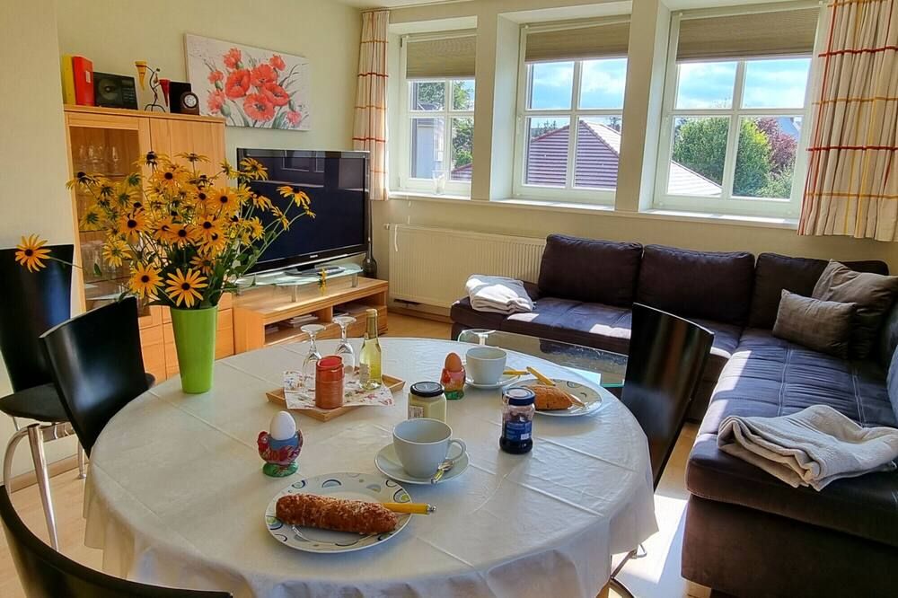 dresdnerferienwohnung - apartment am großen garten - דרזדן - חדר אוכל