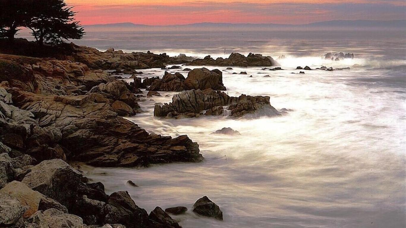 سي بريز إن آند كوتادجيز