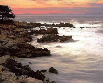 Sea Breeze Inn And Cottages - Pacific Grove - Strand