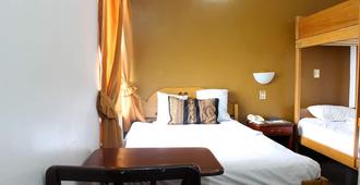 Emperador Terraza Hotel - Iquitos - Bedroom