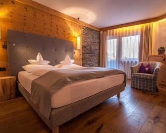 Hotel Zum Mohren - Tesimo - Camera da letto