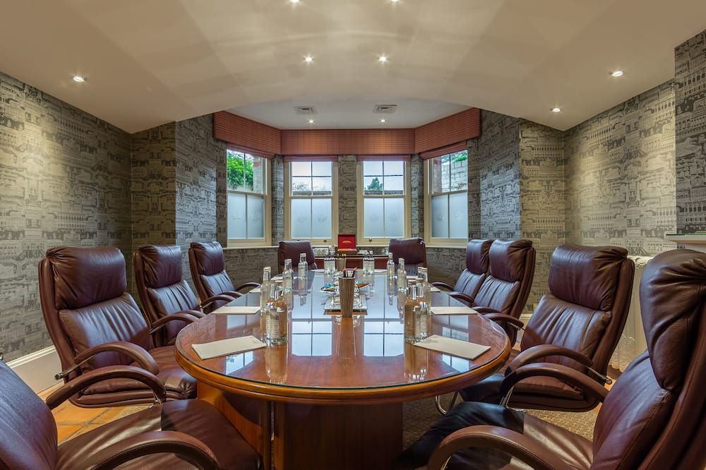 The Petersham - Richmond - Meeting room