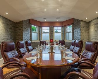 The Petersham - Richmond - Meeting room