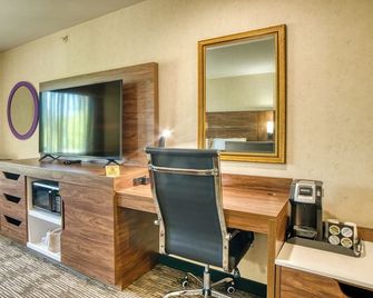 Evergreen Inn and Suites - Monroe - Zimmerausstattung